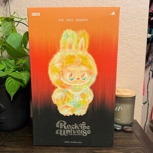 LABUBU Rock The Universe Large NEW Sealed Box